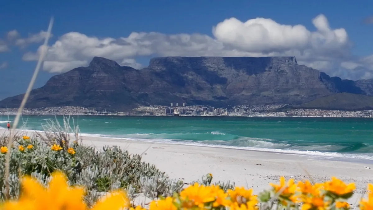 The Marine Hotel - Accommodation in Hermanus
