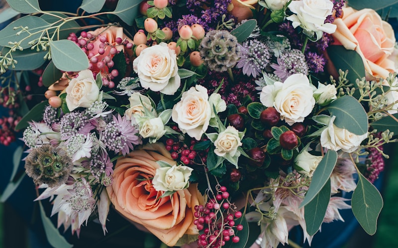 Seasonal Flowers for South African Weddings