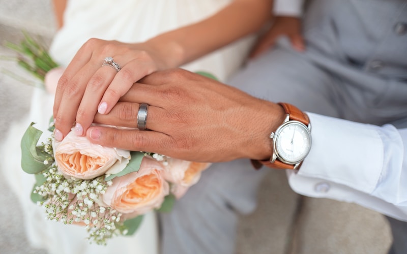 Your Complete Wedding Day Timeline From Morning to Night